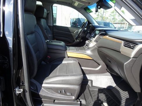 Used 2019 GMC Yukon Denali w/ Denali Ultimate Package image 18