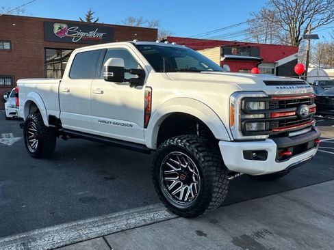 Used 2023 Ford F250 Lariat image 1