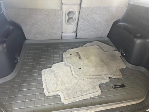 Used 2010 Toyota RAV4 4WD image 11