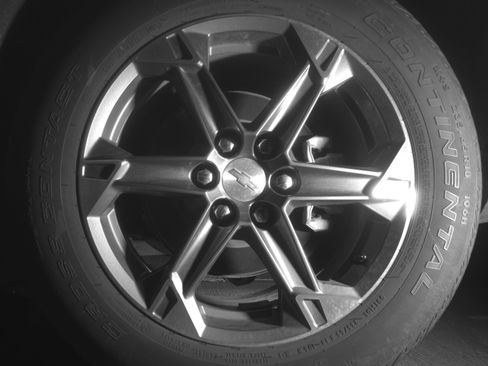 Used 2025 Chevrolet Blazer LT FWD image 14