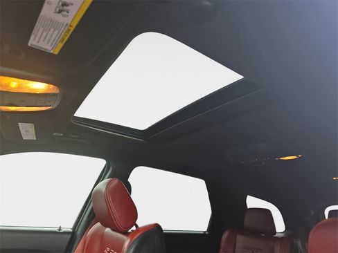 Used 2022 Dodge Durango SRT w/ Premium Interior Group image 34