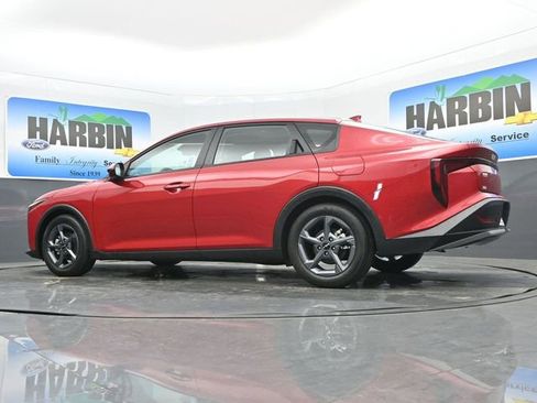 Used 2025 Kia K4 LXS image 19