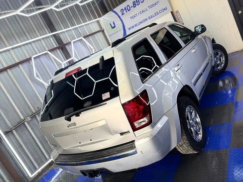Used 2007 Jeep Grand Cherokee Limited image 23