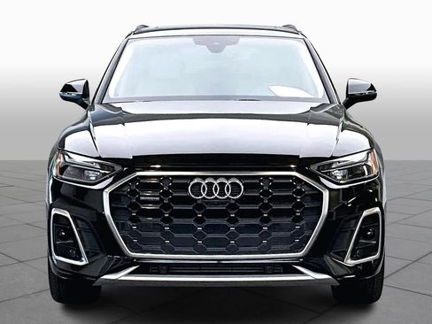 Certified 2024 Audi Q5 2.0T Premium Plus image 3