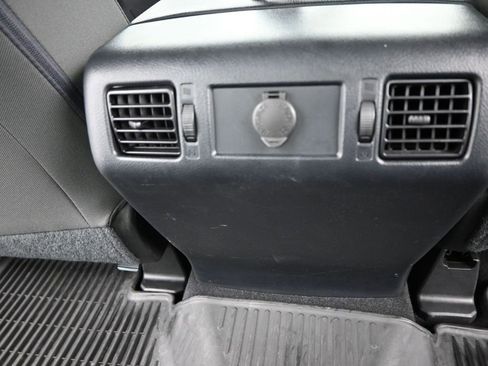 Used 2018 Toyota Tundra SR5 image 29