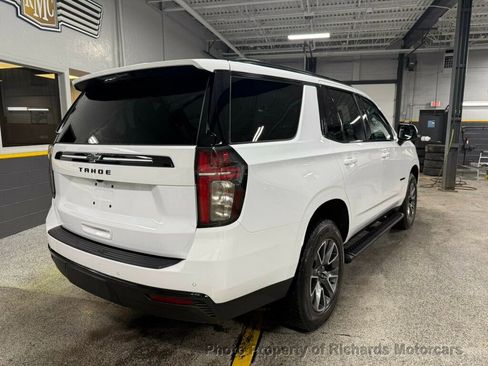 Used 2024 Chevrolet Tahoe Z71 w/ Luxury Package image 3
