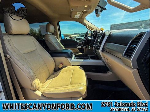 Used 2019 Ford F350 Lariat w/ Chrome Package AWD/4WD image 12