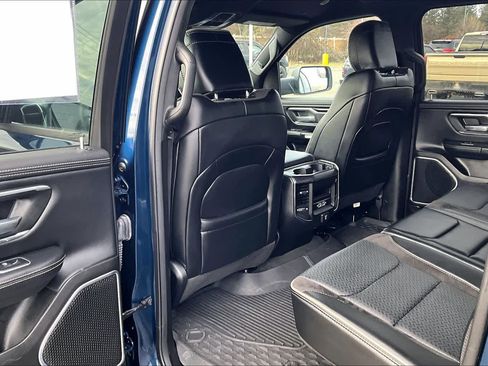 Used 2023 RAM 1500 Laramie image 12