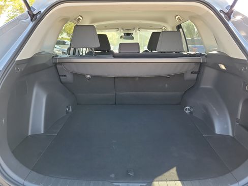Used 2025 Toyota RAV4 XLE FWD image 13