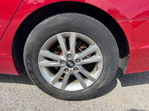 Used 2017 Hyundai Sonata SE FWD image 17