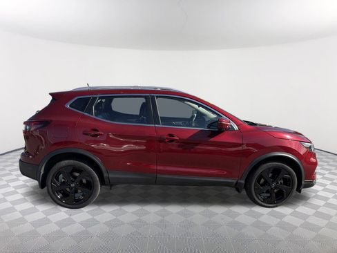 Used 2020 Nissan Rogue Sport SL w/ Premium Package image 16