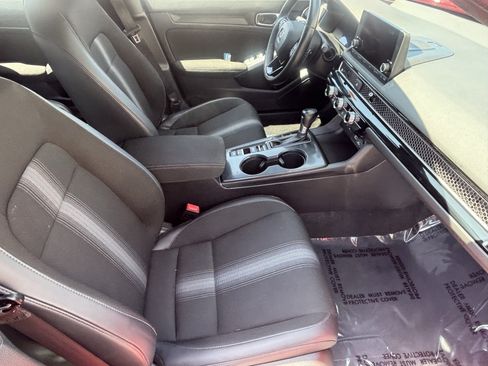 Used 2022 Honda Civic Sport image 9