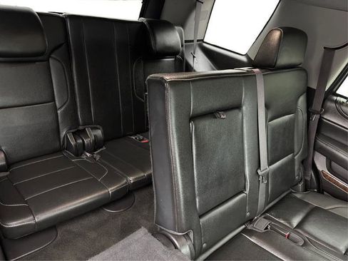 Used 2016 Chevrolet Tahoe LT RWD image 14