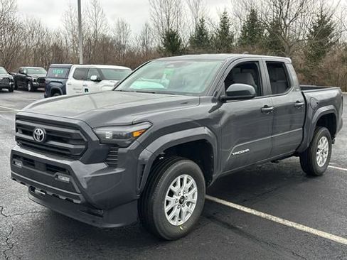 New 2026 Toyota Tacoma SR5 image 3