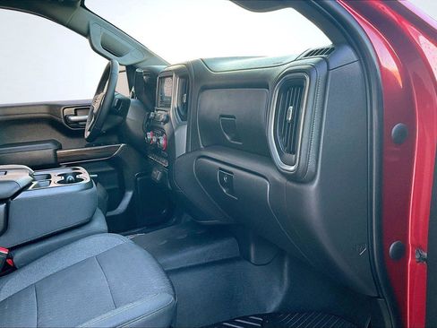 Used 2022 Chevrolet Silverado 1500 LT image 17