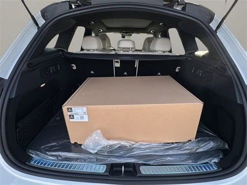 New 2026 Mercedes-Benz GLC 300 4MATIC image 21