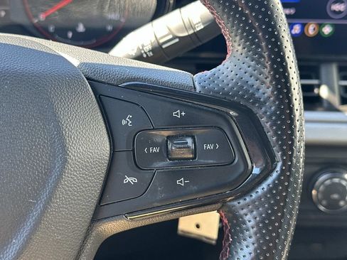 Used 2024 Chevrolet Trax RS w/ Driver Confidence Package FWD image 22