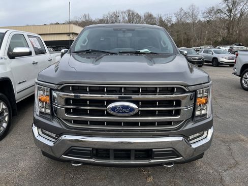 Used 2022 Ford F150 Lariat image 2