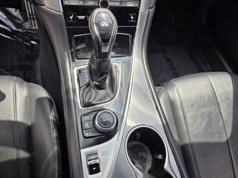 Used 2018 INFINITI Q60 3.0t Luxe w/ Sensory Package 3.0T Luxe RWD image 8