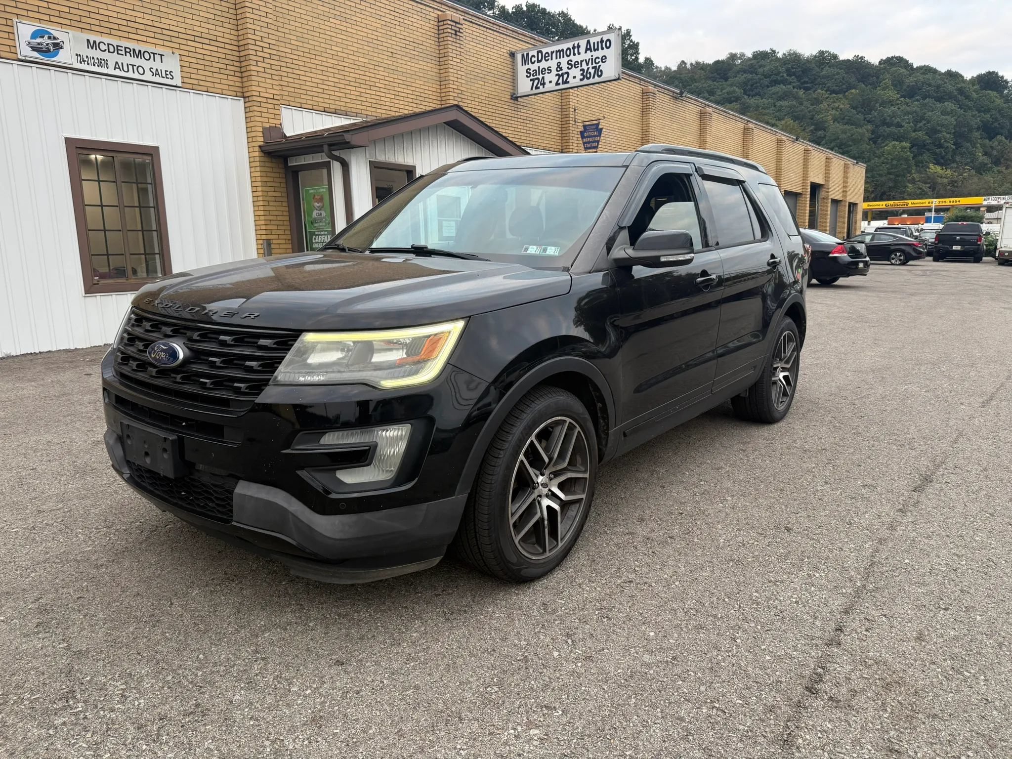 Used 2016 Ford Explorer Sport AWD/4WD image 1