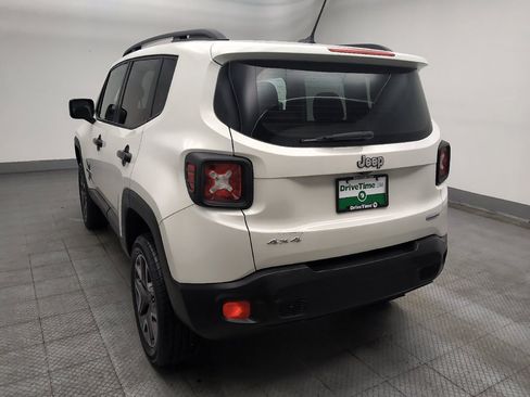 Used 2015 Jeep Renegade Latitude w/ Popular Equipment Group AWD/4WD image 5