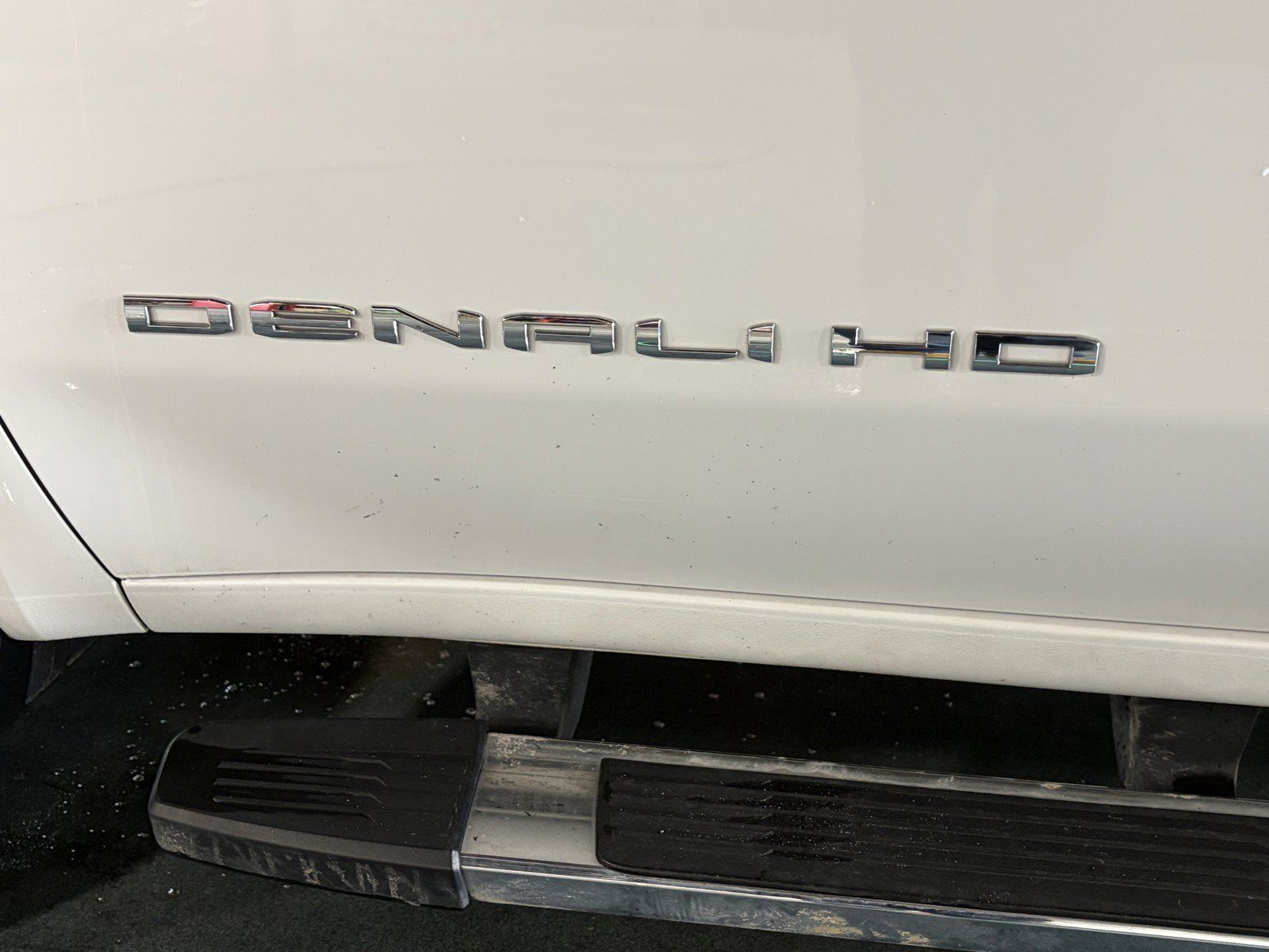 Used 2021 GMC Sierra 3500 Denali w/ Denali Ultimate Package AWD/4WD image 32