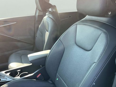 New 2025 Kia Niro SX image 26