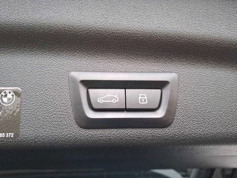 Used 2025 BMW X1 xDrive28i w/ Convenience Package image 27