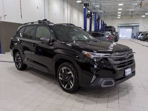 Certified 2025 Subaru Forester Limited image 1