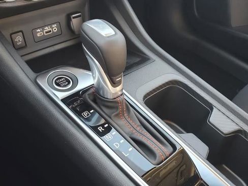 New 2025 Nissan Sentra SR image 30