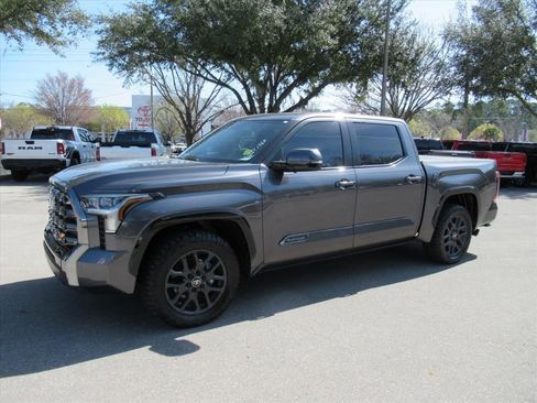 Used 2025 Toyota Tundra Platinum image 4