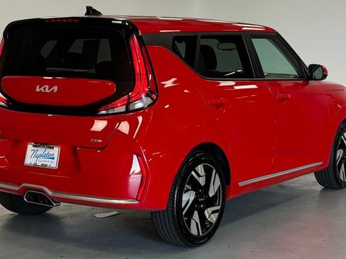 Used 2025 Kia Soul GT-Line FWD image 3