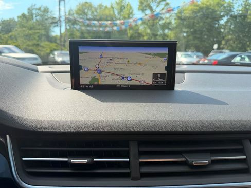 Used 2018 Audi Q7 3.0T Prestige AWD/4WD image 34