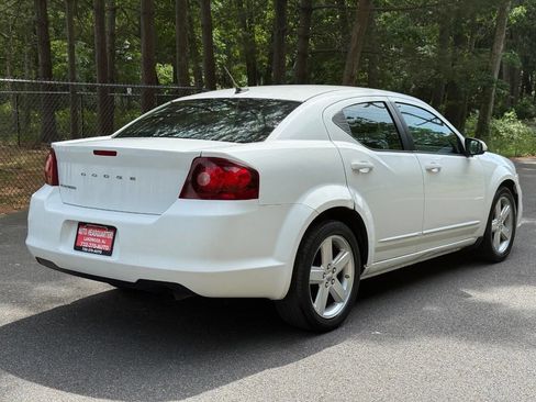 Used 2011 Dodge Avenger Mainstreet FWD image 5