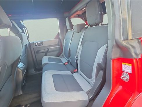 Used 2023 Ford Bronco 4-Door image 30