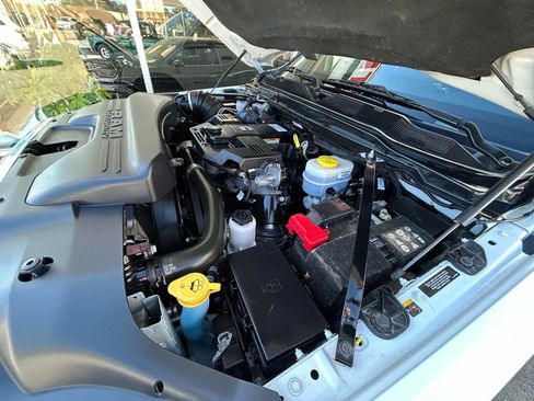 Used 2022 RAM 3500 Big Horn w/ Level C Equiment Group image 18