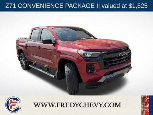 Used 2023 Chevrolet Colorado Z71 w/ Z71 Convenience Package 2 image 3