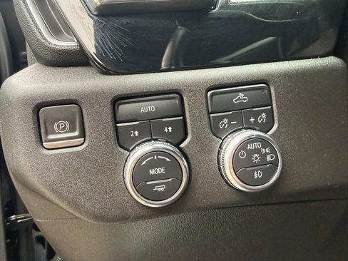Used 2023 GMC Sierra 1500 Elevation AWD/4WD image 14