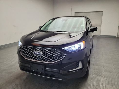 Used 2023 Ford Edge SEL image 15