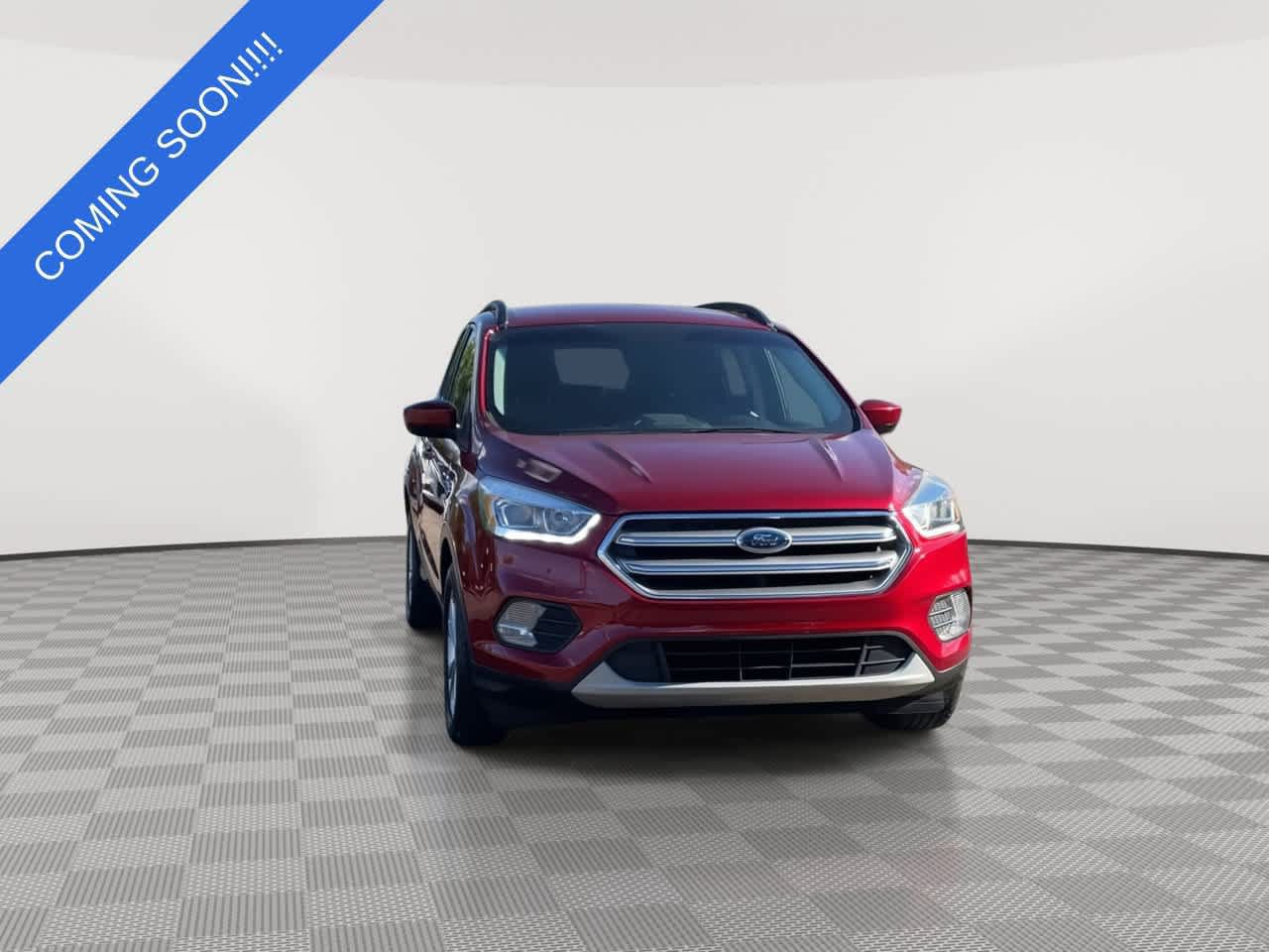 Used 2017 Ford Escape SE w/ Equipment Group 201A AWD/4WD image 3
