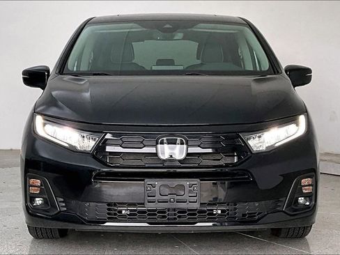 Used 2025 Honda Odyssey Touring image 5