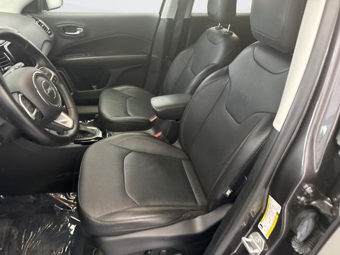 Used 2021 Jeep Compass Limited AWD/4WD image 11