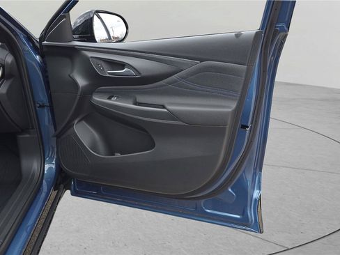 Used 2025 Buick Envista Sport Touring w/ Convenience I Package image 26