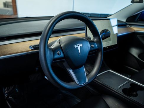 Used 2023 Tesla Model 3 Standard Range image 33