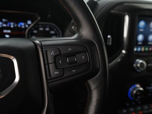 Used 2020 GMC Sierra 1500 AT4 w/ Off-Road Performance Package AWD/4WD image 31
