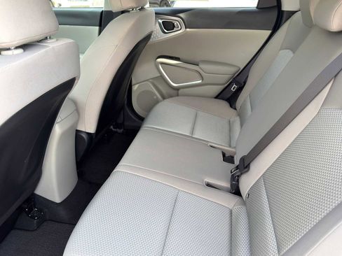 Certified 2025 Kia Soul LX FWD image 23