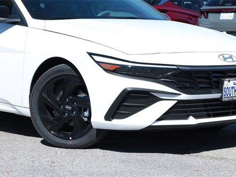 New 2026 Hyundai Elantra Sport image 2