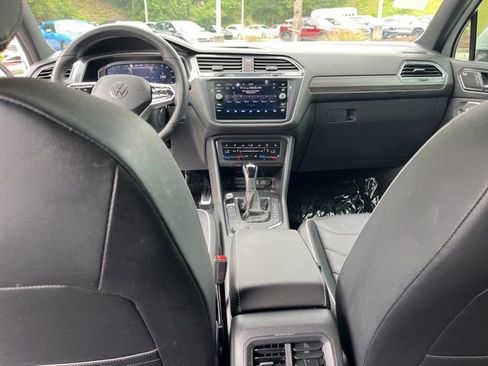 Used 2024 Volkswagen Tiguan SEL R-Line AWD/4WD image 18
