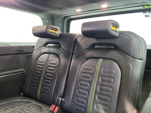 Used 2024 Rivian R1S Adventure AWD/4WD image 31