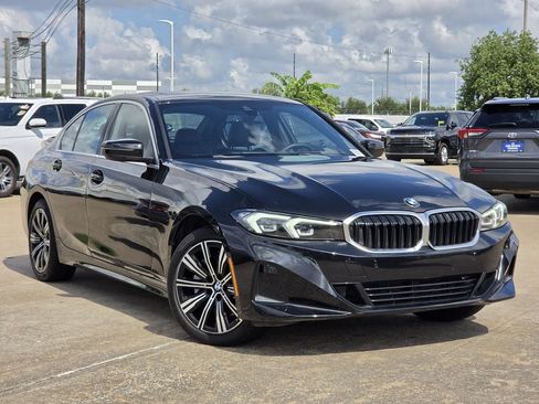 Used 2025 BMW 330i xDrive Sedan AWD/4WD image 2
